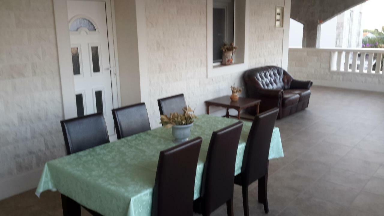 Apartments Marko Sutivan Insel Brac Extérieur photo