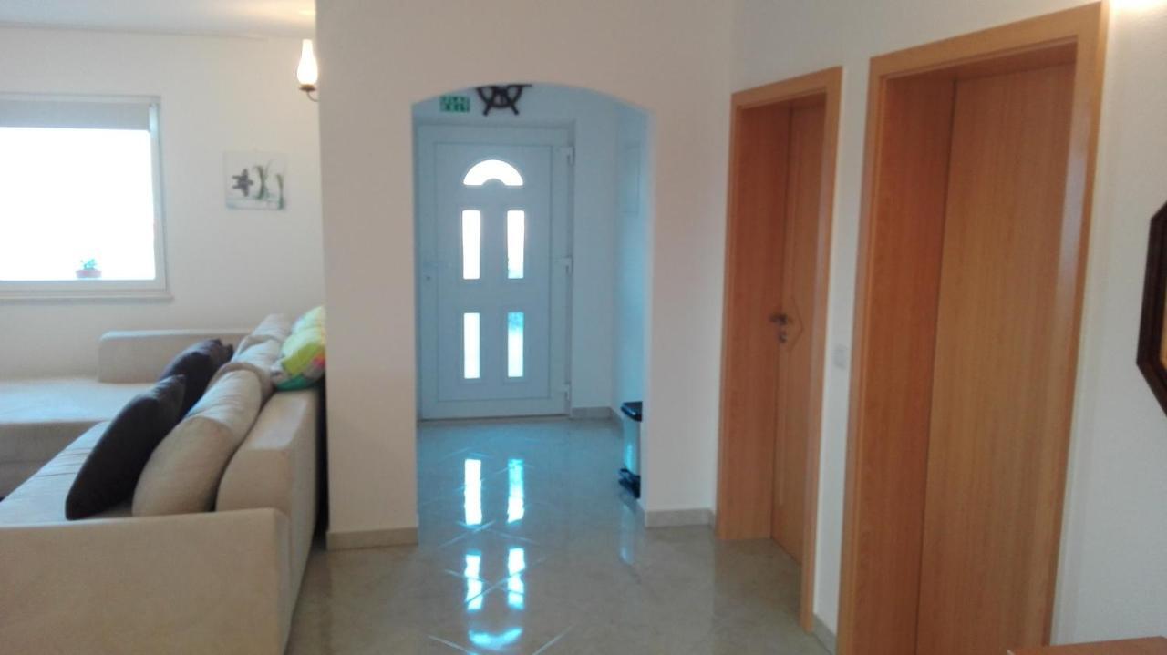 Apartments Marko Sutivan Insel Brac Extérieur photo