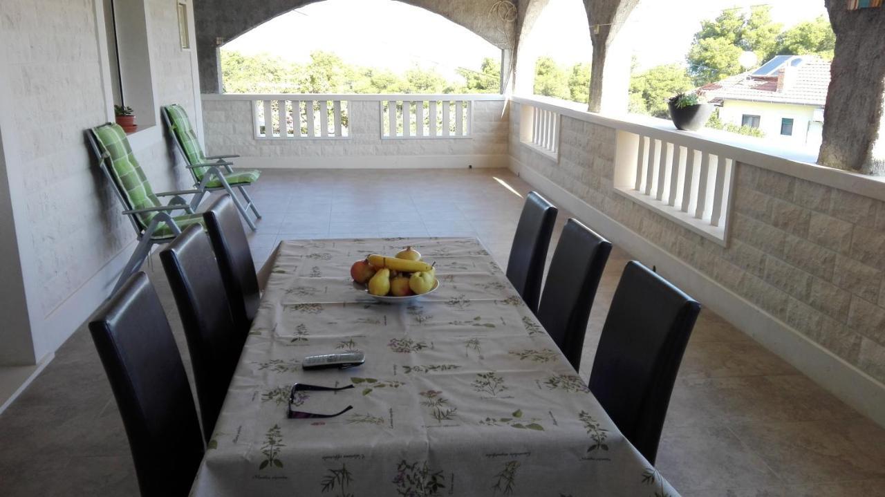 Apartments Marko Sutivan Insel Brac Extérieur photo