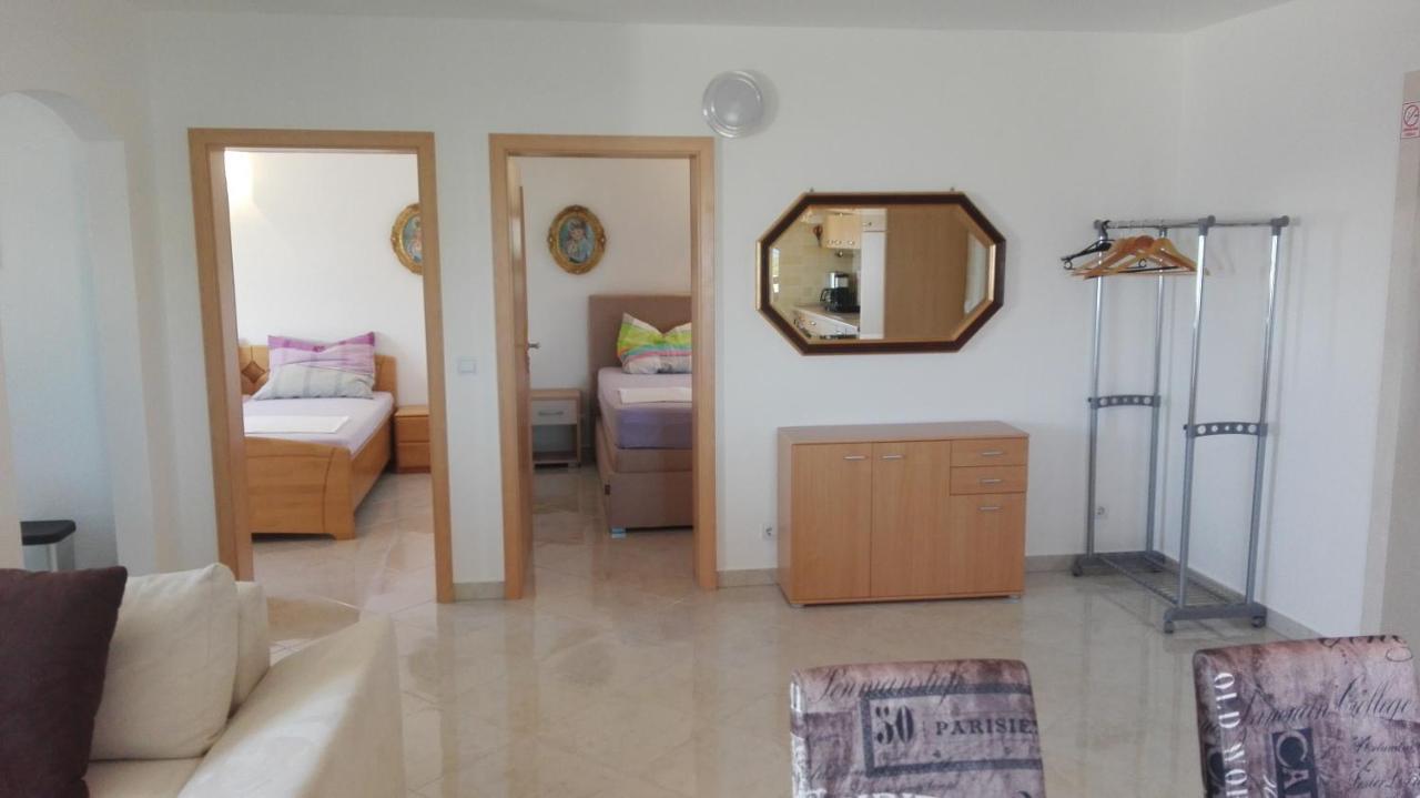 Apartments Marko Sutivan Insel Brac Extérieur photo